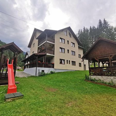 Cabana Cascada Cailor Hotel บอร์ชา ภายนอก รูปภาพ