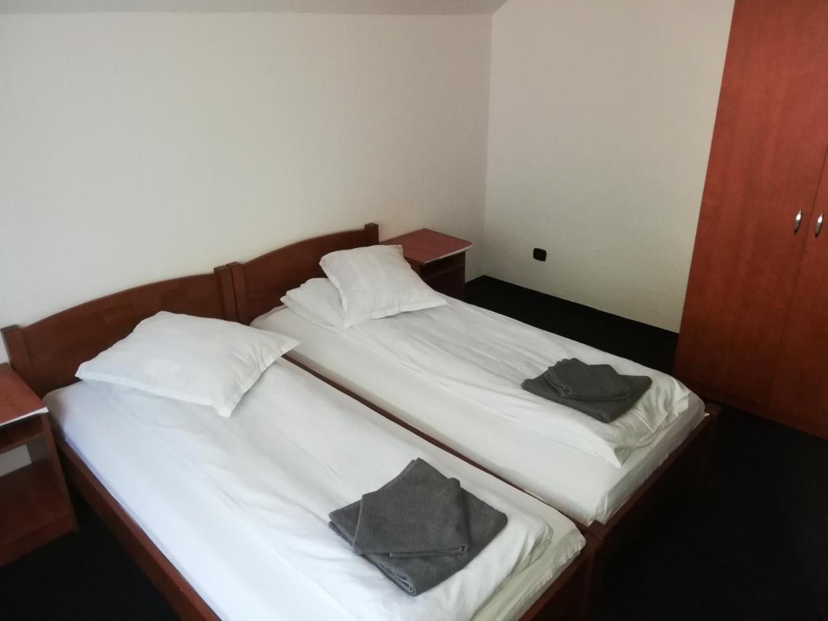 Cabana Cascada Cailor Hotel บอร์ชา ห้อง รูปภาพ